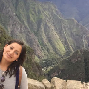 Meet your Posher, Beatriz